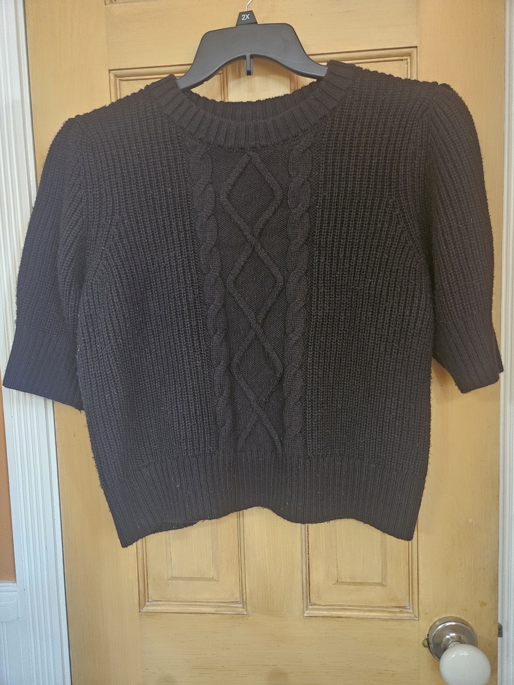 Gap Women’s Black Cable Knit Short-Sleeve Sweater